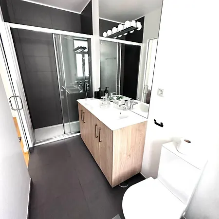 The Cordeiro's House בית הארחה *